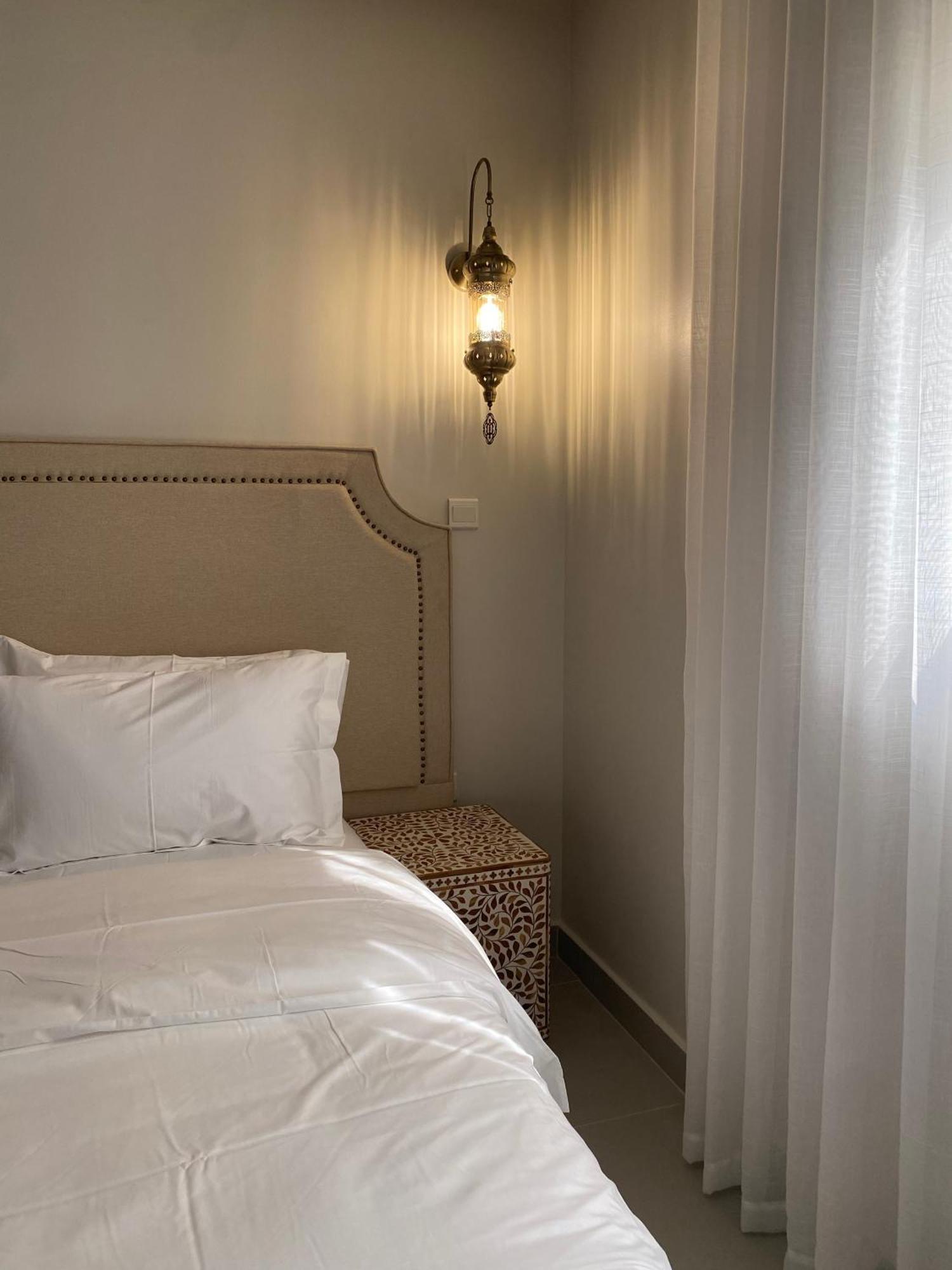 العز Apartment *