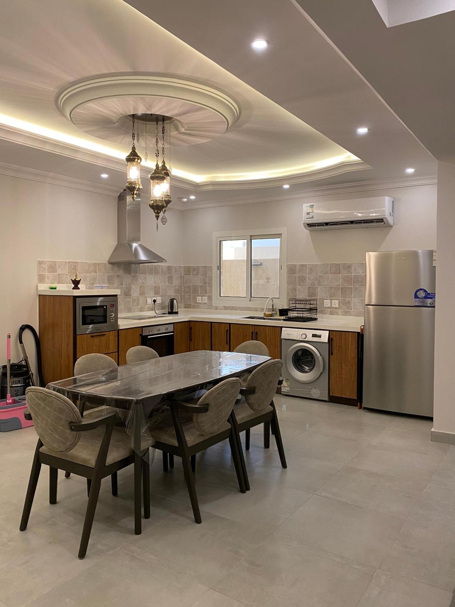 العز Apartment